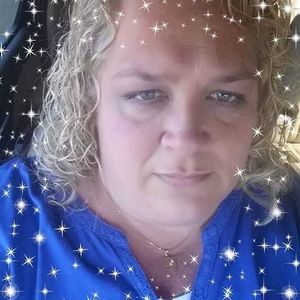 Meet your Posher, Carolyn